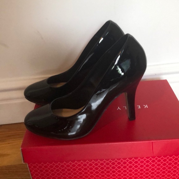 Kelly & Katie Coderno heels, black, 7 - Picture 3 of 3